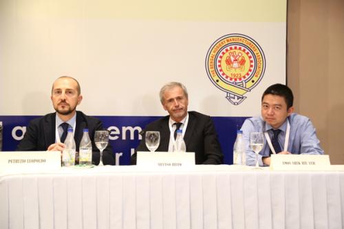 AKP 3829